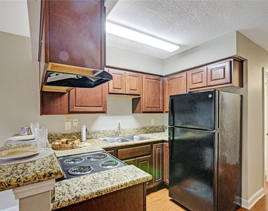 5701 Schumacher Lane - Photo Thumbnail 6