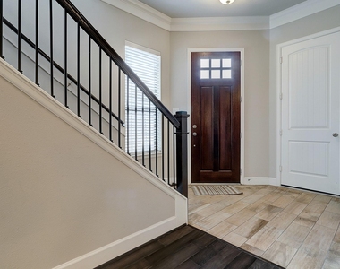 5326 Larkin Street - Photo Thumbnail 1