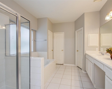 411 Green Stone Court - Photo Thumbnail 19