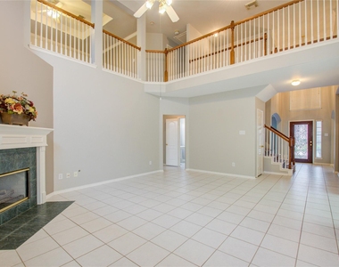 411 Green Stone Court - Photo Thumbnail 8