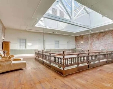 2010 Strand St - Photo Thumbnail 9