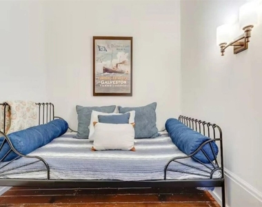 2010 Strand St - Photo Thumbnail 6