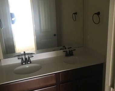 2839 Weldons Forest Drive - Photo Thumbnail 14