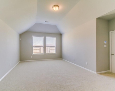6018 Grace Falls Drive - Photo Thumbnail 15