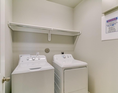 6018 Grace Falls Drive - Photo Thumbnail 14