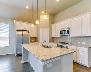 6018 Grace Falls Drive - Photo Thumbnail 9