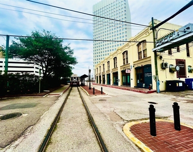 2010 Strand St - Photo Thumbnail 11