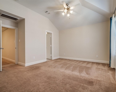 2710 Hullsmith Drive - Photo Thumbnail 21