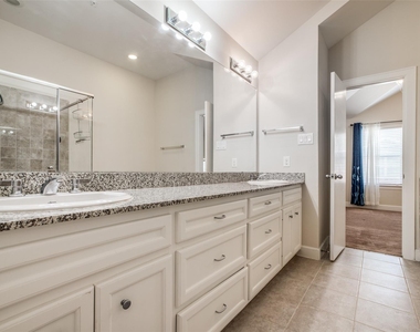2710 Hullsmith Drive - Photo Thumbnail 22