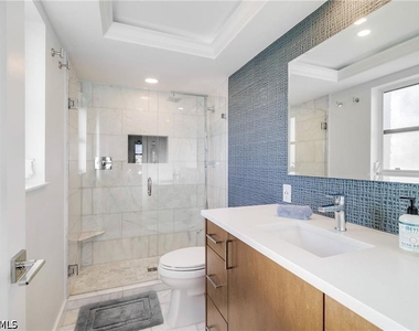 9486 Gulf Shore Drive - Photo Thumbnail 19