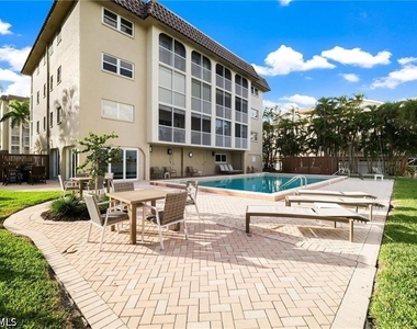 9486 Gulf Shore Drive - Photo Thumbnail 1