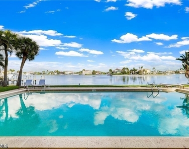 9486 Gulf Shore Drive - Photo Thumbnail 29