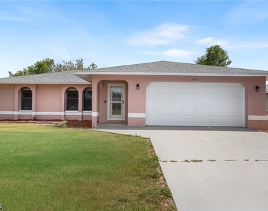 930 Sw 34th Street - Photo Thumbnail 6