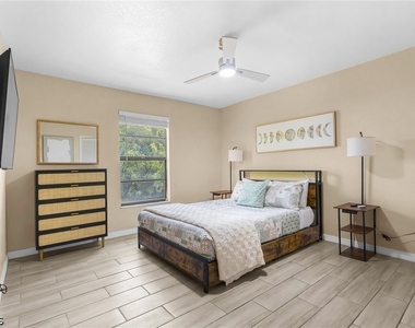 930 Sw 34th Street - Photo Thumbnail 18