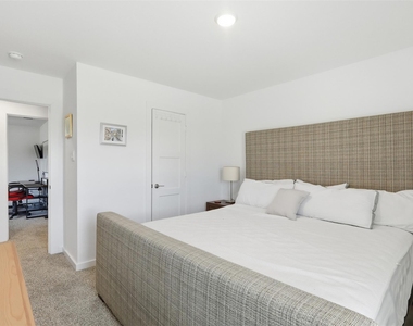 14280 Big Bend Drive - Photo Thumbnail 21