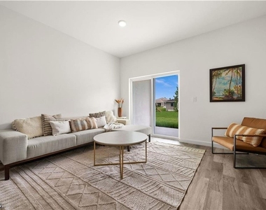 716 Gordon Avenue S - Photo Thumbnail 16