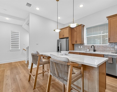 3315 Daphne Street - Photo Thumbnail 16