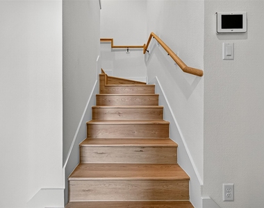 3315 Daphne Street - Photo Thumbnail 8
