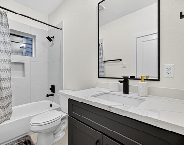 3315 Daphne Street - Photo Thumbnail 29