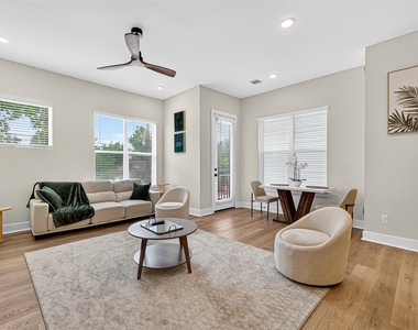 3315 Daphne Street - Photo Thumbnail 10