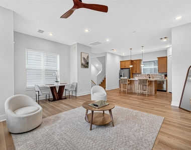 3315 Daphne Street - Photo Thumbnail 11