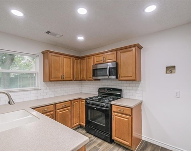 6235 W Willow Bluff Road - Photo Thumbnail 13