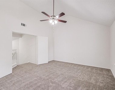 6235 W Willow Bluff Road - Photo Thumbnail 9