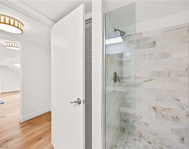 375 8th Avenue S - Photo Thumbnail 27