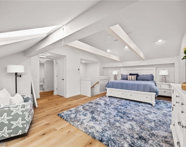 375 8th Avenue S - Photo Thumbnail 23