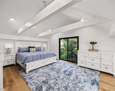 375 8th Avenue S - Photo Thumbnail 21