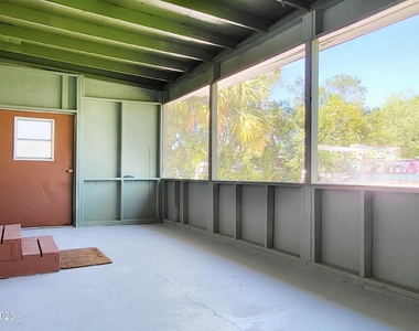 6877 Blue Bonnet Drive - Photo Thumbnail 2