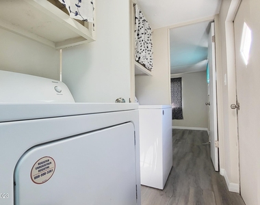 6877 Blue Bonnet Drive - Photo Thumbnail 13
