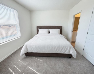 34350 Redwood Dawn Lane - Photo Thumbnail 5
