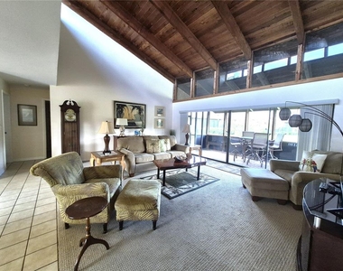 40 Dale Place - Photo Thumbnail 25