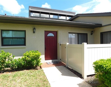 40 Dale Place - Photo Thumbnail 2