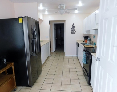 40 Dale Place - Photo Thumbnail 9