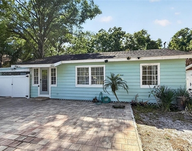 6416 N Orleans Avenue - Photo Thumbnail 2