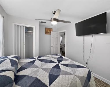 6416 N Orleans Avenue - Photo Thumbnail 20