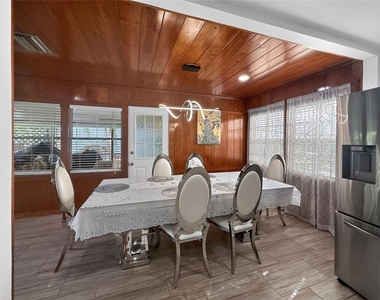 6416 N Orleans Avenue - Photo Thumbnail 15