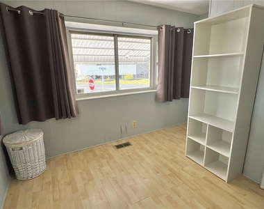 7181 Mount Hawthorne Road Ne - Photo Thumbnail 7