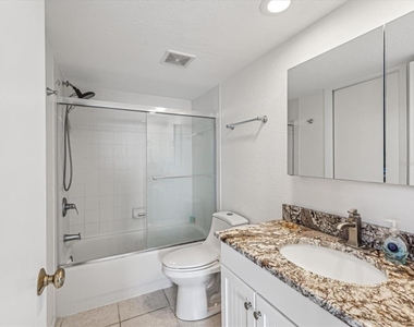 255 Dolphin Point - Photo Thumbnail 12