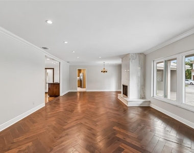 99 Ladoga Avenue - Photo Thumbnail 11