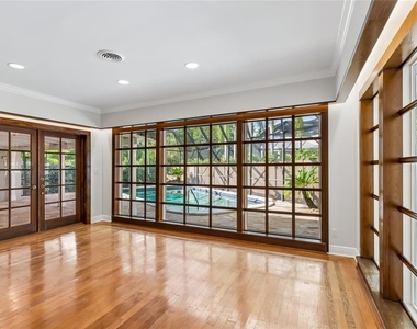 99 Ladoga Avenue - Photo Thumbnail 32