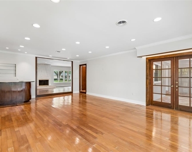 99 Ladoga Avenue - Photo Thumbnail 35