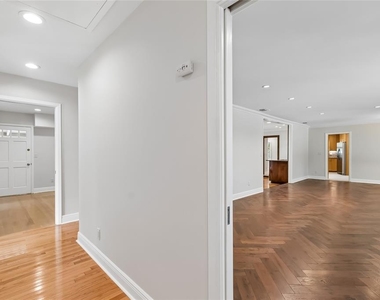 99 Ladoga Avenue - Photo Thumbnail 51