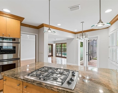 99 Ladoga Avenue - Photo Thumbnail 30