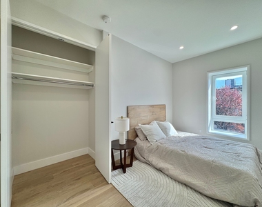 242 6th Street - Photo Thumbnail 11