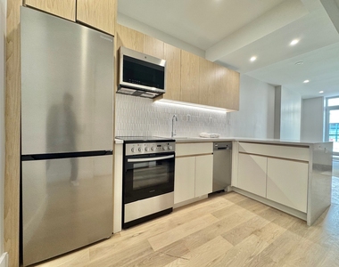 242 6th Street - Photo Thumbnail 6