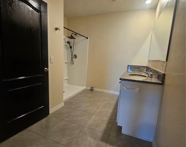 2853 Grandbury Grove Rd - Photo Thumbnail 18