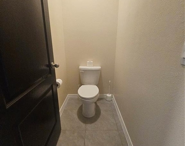 2853 Grandbury Grove Rd - Photo Thumbnail 17